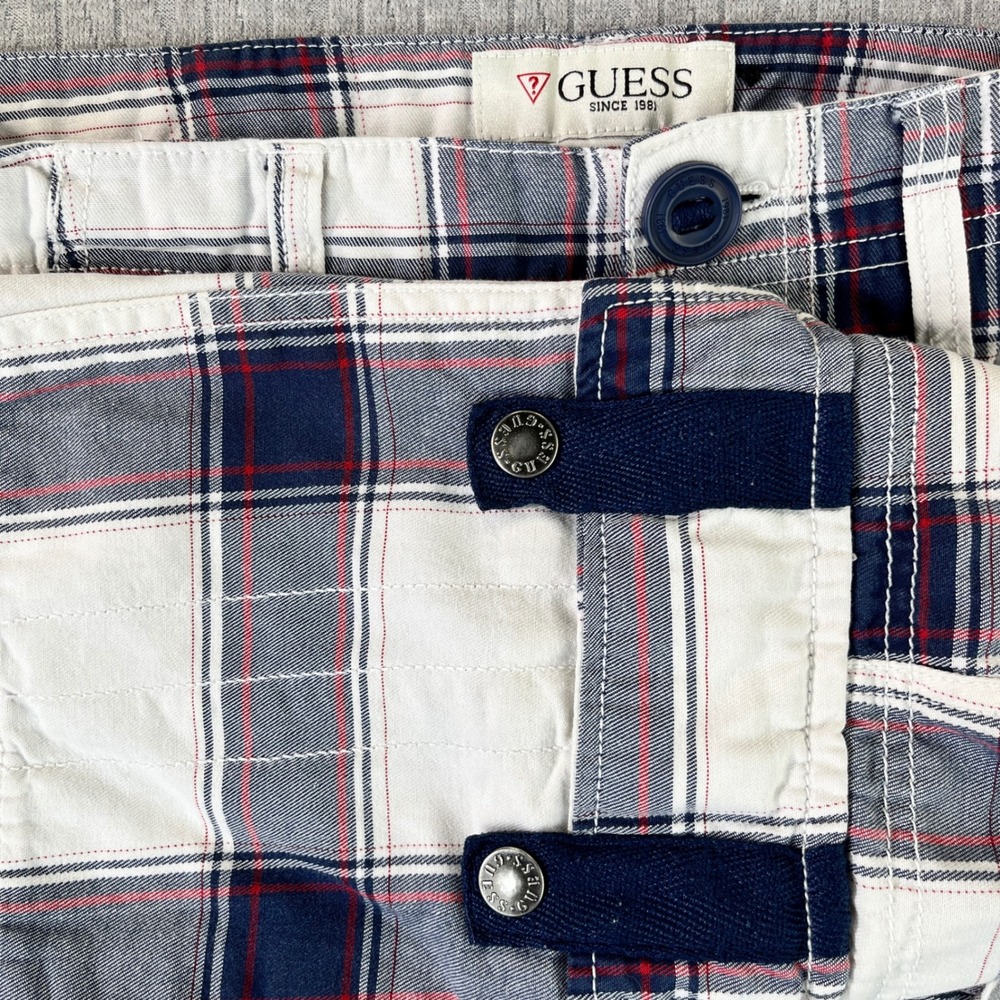 vintage Guess Plaid Cargo board Shorts Multi-zipper Pocket Mens Size‎ 30 outdoor